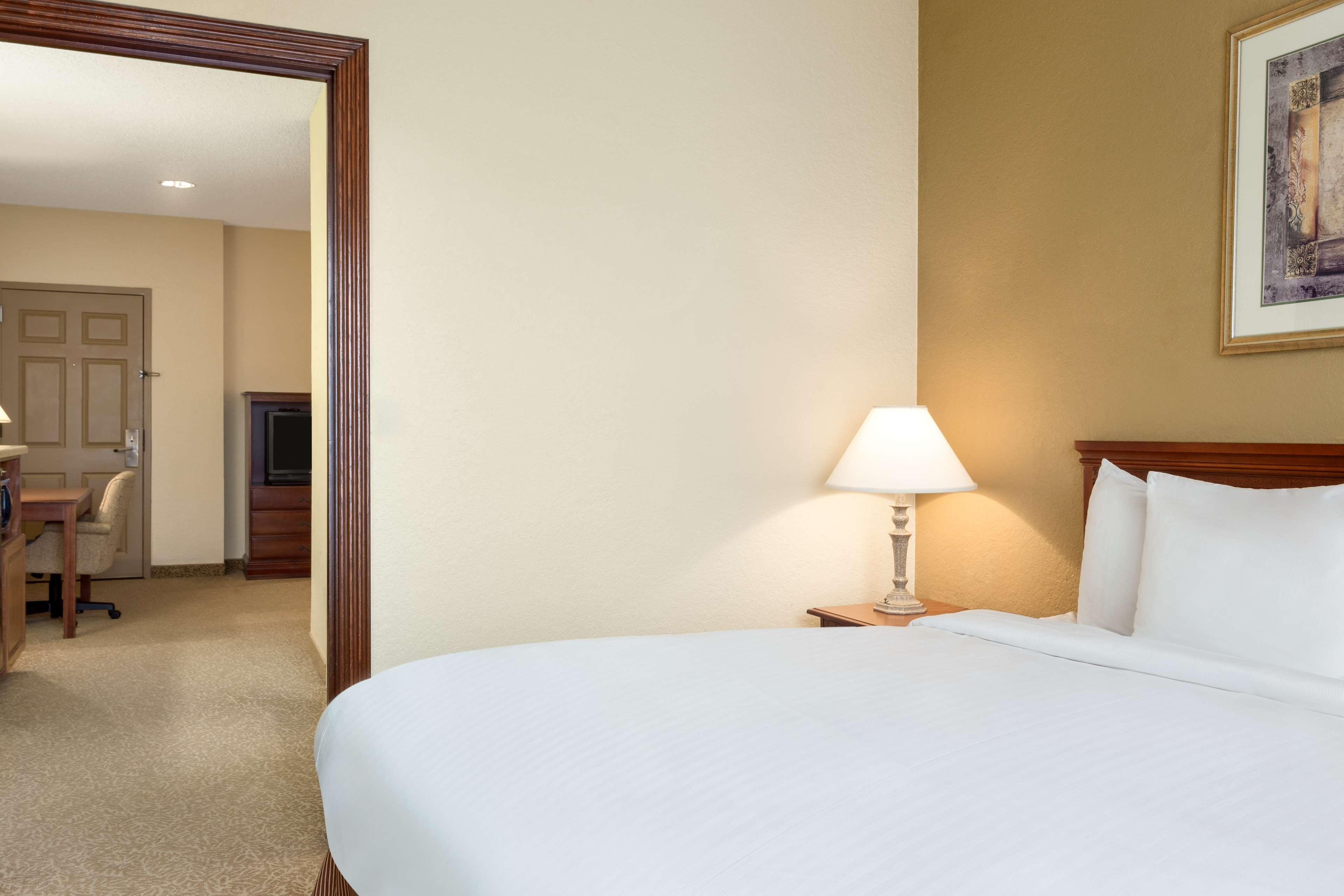 Sonesta Essential Iah Airport Jfk Boulevard - Newly Renovated Houston Ngoại thất bức ảnh