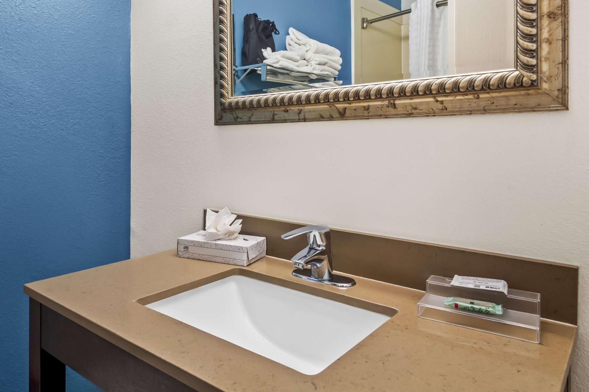 Sonesta Essential Iah Airport Jfk Boulevard - Newly Renovated Houston Ngoại thất bức ảnh